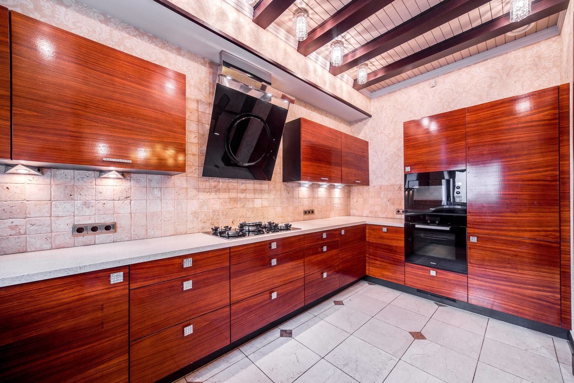 Современная и функциональная кухня Продажа квартиры 167м² 'Съезжинская, 12' Съезжинская ул., 12 Современная и функциональная кухня Продажа квартиры 167м² 'Съезжинская, 12' Съезжинская ул., 12