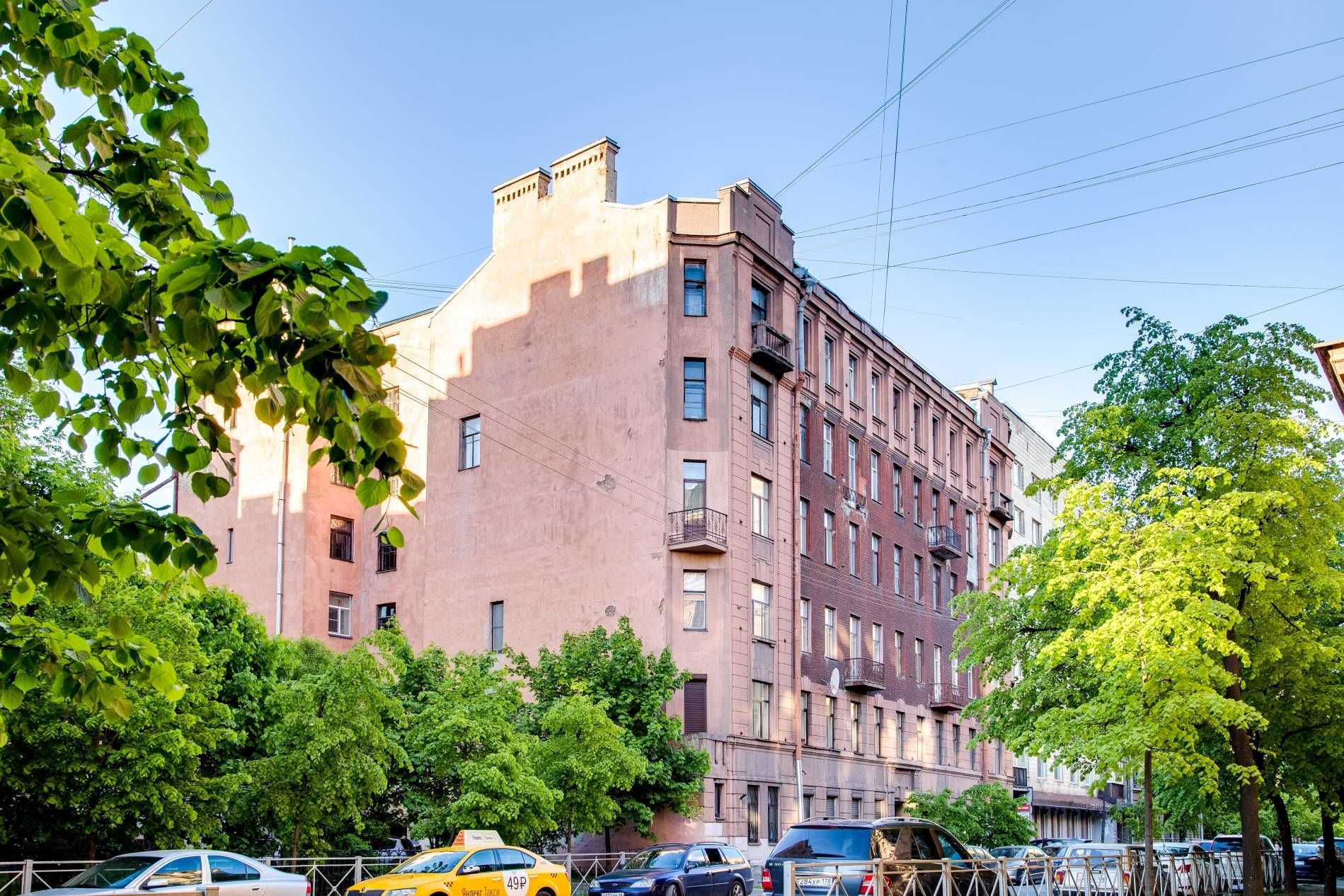 Вид на дом Продажа квартиры 167м² 'Съезжинская, 12' Съезжинская ул., 12 Вид на дом Продажа квартиры 167м² 'Съезжинская, 12' Съезжинская ул., 12
