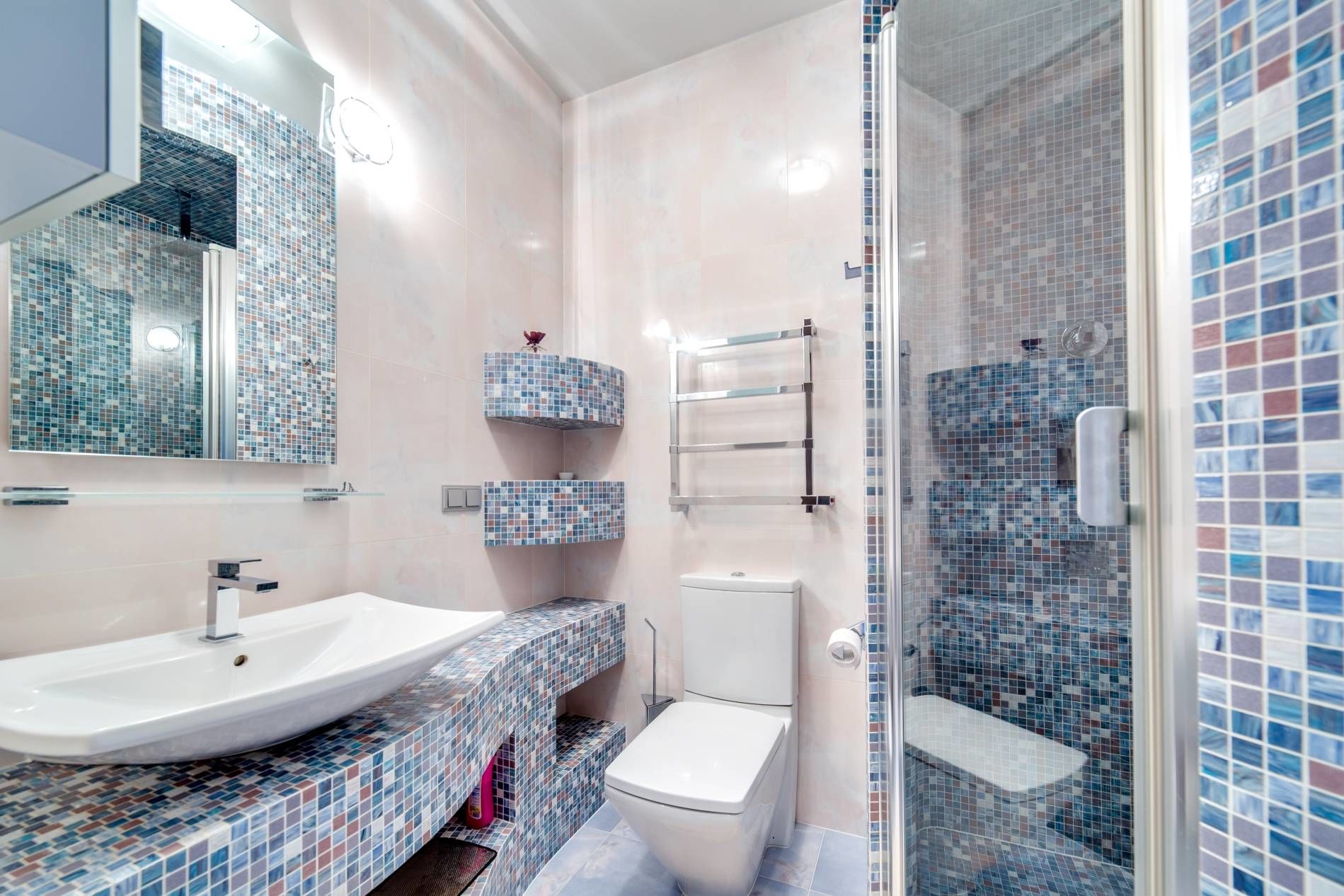 Гостевой санузел Продажа квартиры 181м² 'Суворовский, 51' Суворовский пр., 51 Гостевой санузел Продажа квартиры 181м² 'Суворовский, 51' Суворовский пр., 51