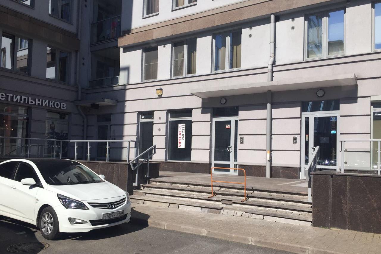 Вход в помещение Продажа особняка 57м² 'Каменноостровская коллекция, 62' Каменноостровский пр., 62 Вход в помещение Продажа особняка 57м² 'Каменноостровская коллекция, 62' Каменноостровский пр., 62