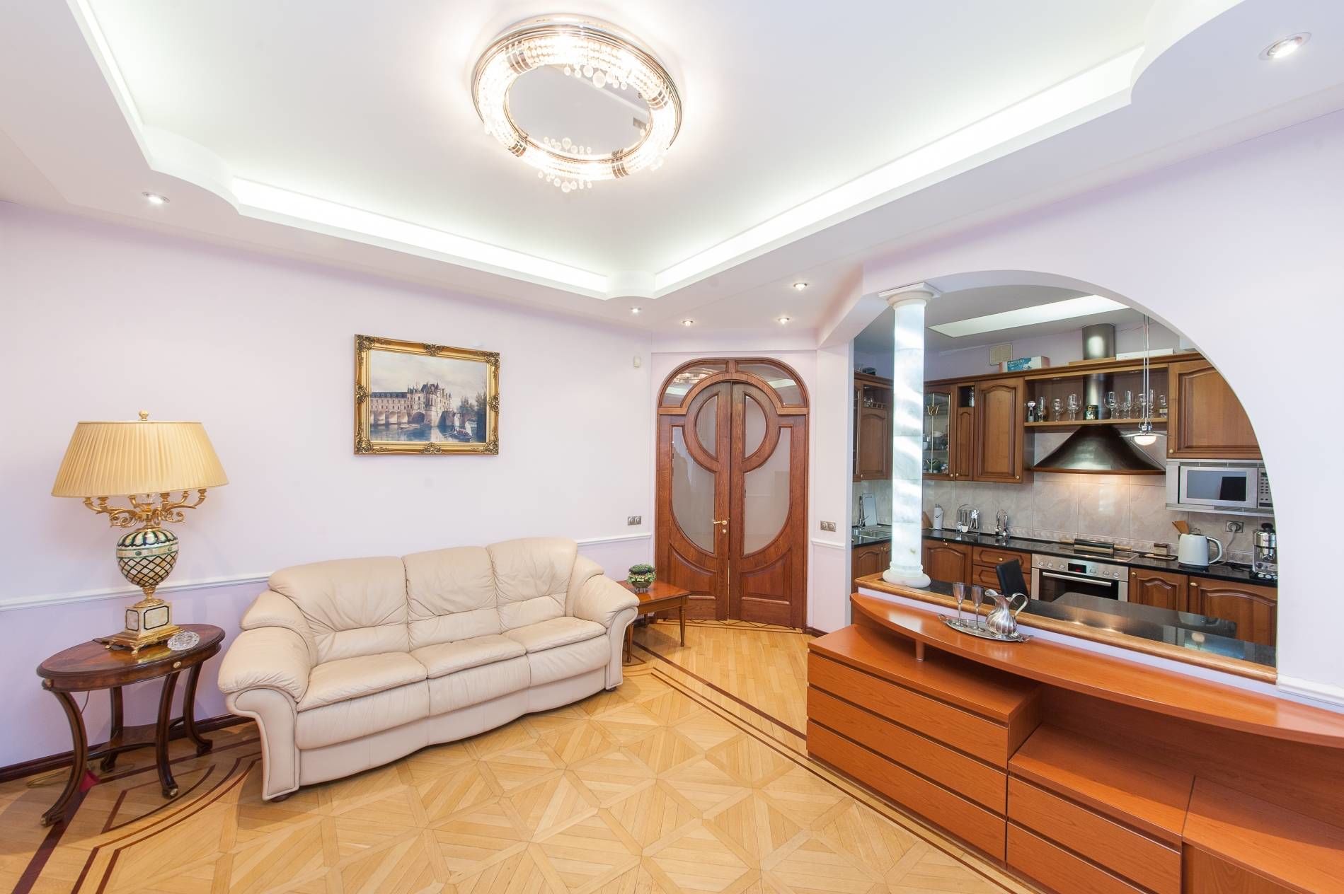 Интерьер гостиной Продажа квартиры 74м² 'Лизы Чайкиной, 20' Лизы Чайкиной ул., 20 Интерьер гостиной Продажа квартиры 74м² 'Лизы Чайкиной, 20' Лизы Чайкиной ул., 20