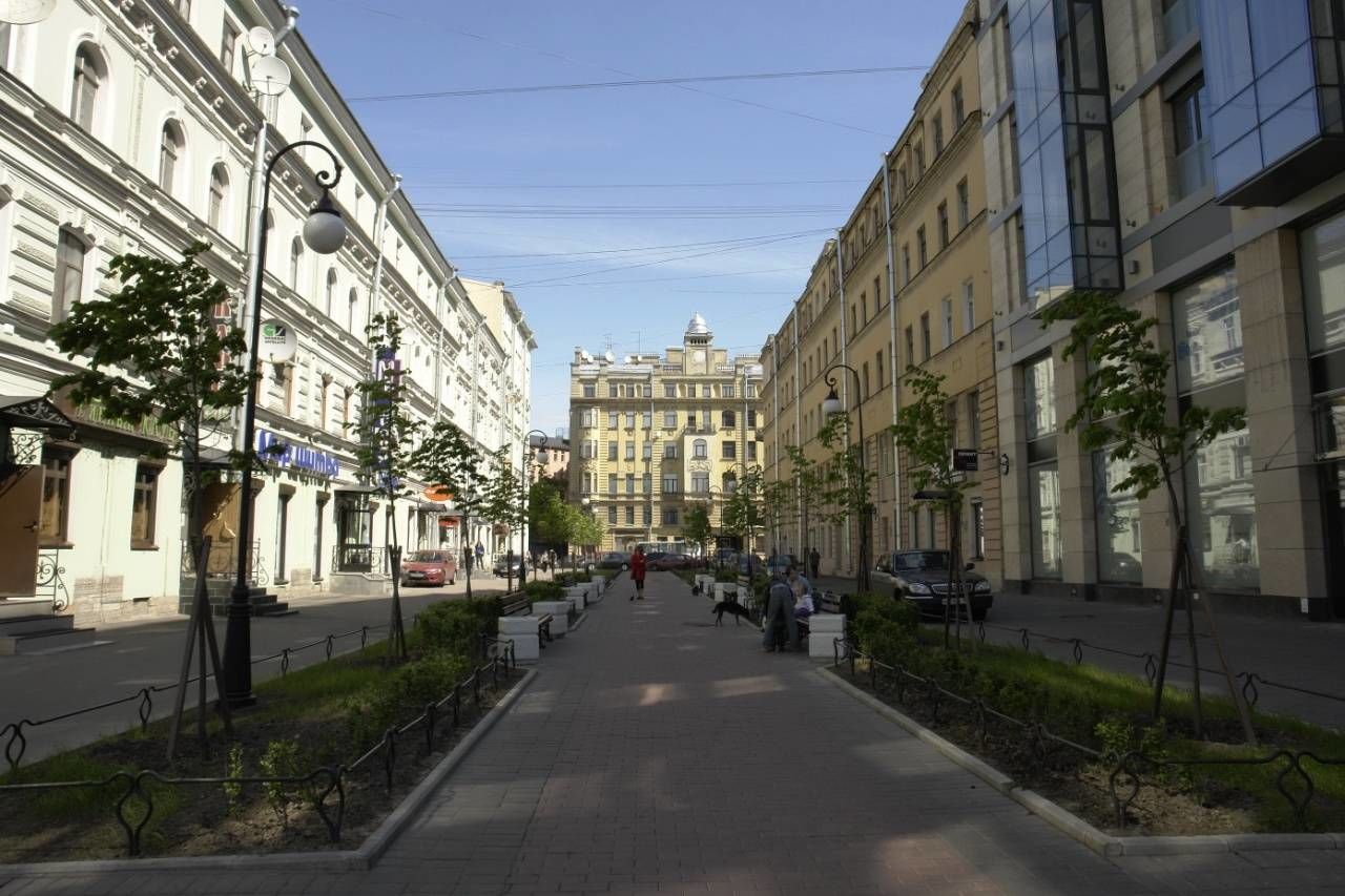 Пешеходная улица, на которую выходят окна квартиры Продажа квартиры 128м² 'Le Grand' Невский пр., 152 Пешеходная улица, на которую выходят окна квартиры Продажа квартиры 128м² 'Le Grand' Невский пр., 152