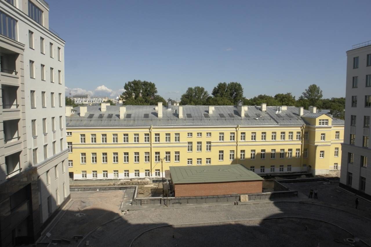 Вид в сторону Таврического сада Продажа квартиры 268м² 'Парадный Квартал' Парадная ул., 3 к. 2 Вид в сторону Таврического сада Продажа квартиры 268м² 'Парадный Квартал' Парадная ул., 3 к. 2