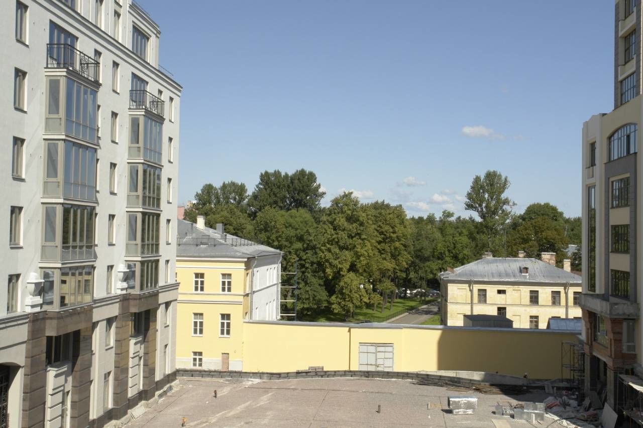Вид из окон в сторону Таврического сада Продажа квартиры 104м² 'Парадный Квартал' Парадная ул., 3 к. 2