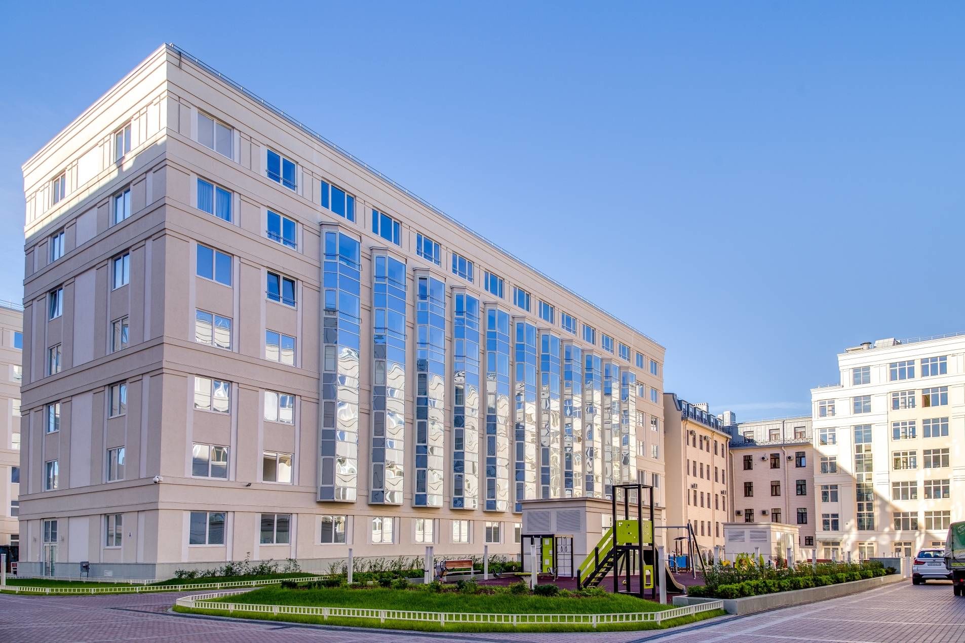 В этом корпусе расположена квартира Продажа квартиры 138м² 'Смольный проспект' Смольный проспект, 17 В этом корпусе расположена квартира Продажа квартиры 138м² 'Смольный проспект' Смольный проспект, 17