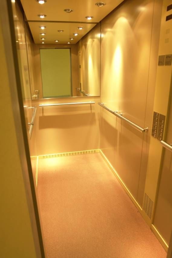 Лифт Продажа квартиры 180м² 'Тореза, 71' Тореза пр., 71 к. 1
