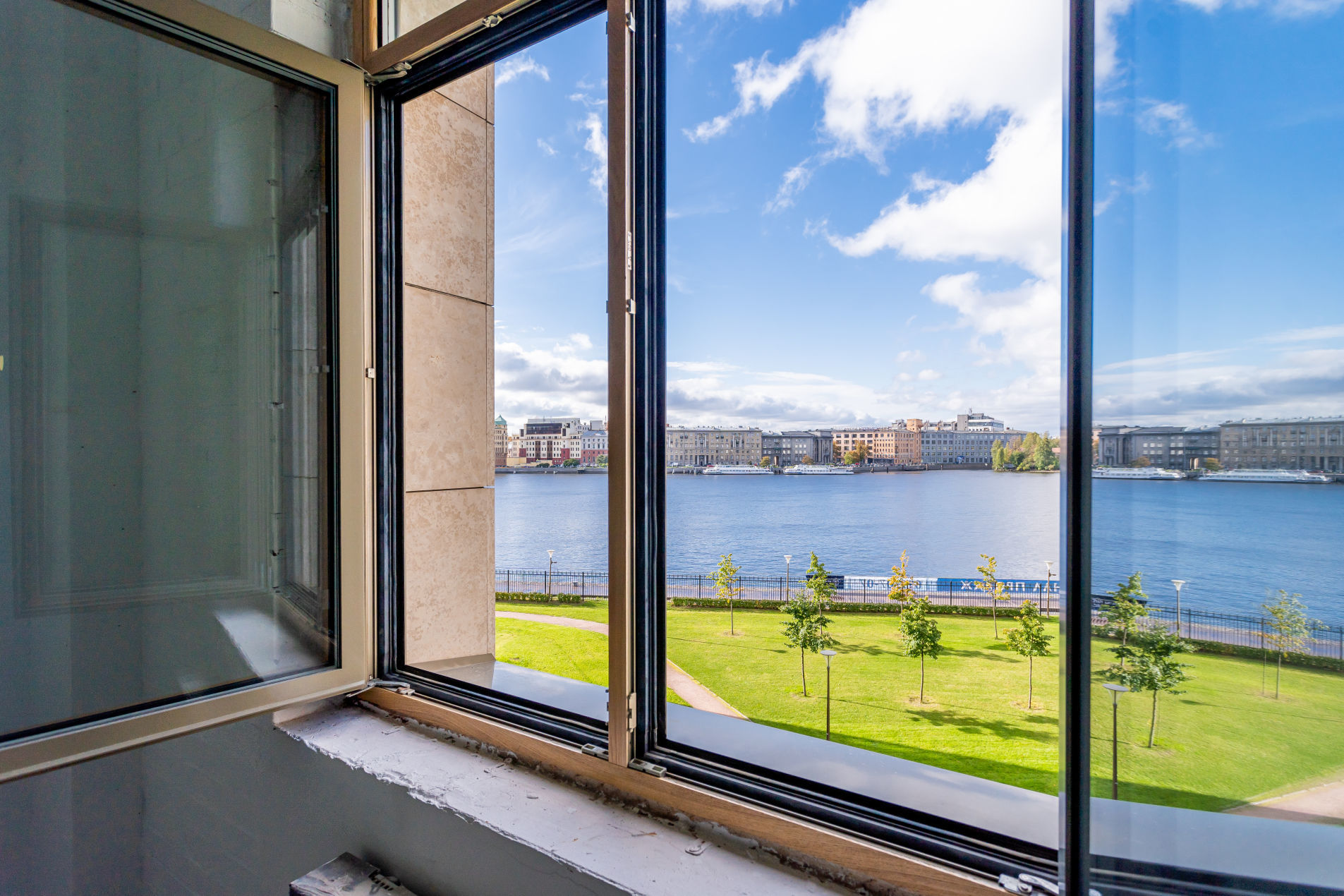 Вот такой вид! Продажа апартамента 338м² 'Royal Park' Петровский пр., 2 Вот такой вид! Продажа апартамента 338м² 'Royal Park' Петровский пр., 2