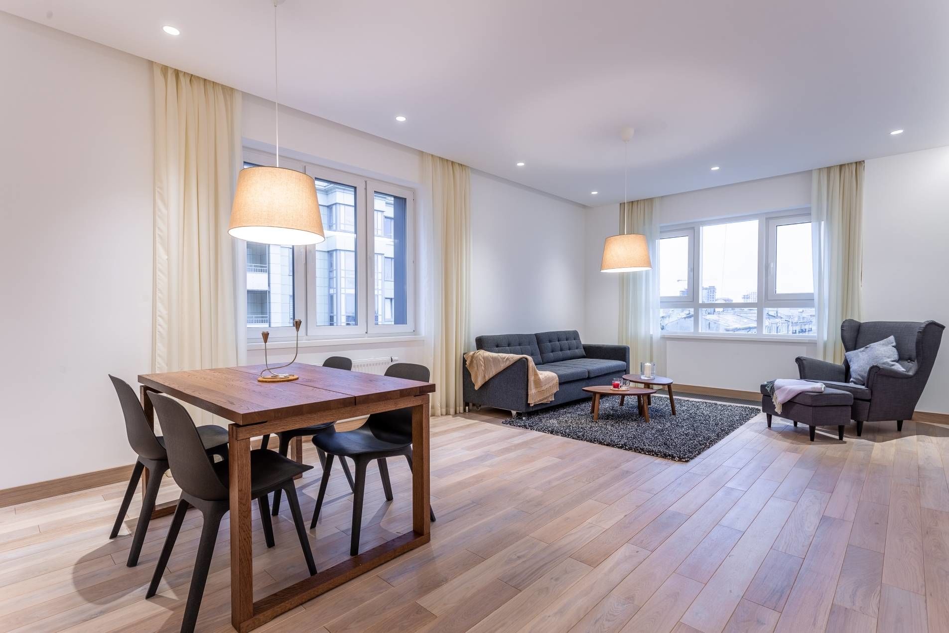 Светлая кухня-гостиная Продажа квартиры 94м² 'Богемия' Смоленская ул., 14 Светлая кухня-гостиная Продажа квартиры 94м² 'Богемия' Смоленская ул., 14