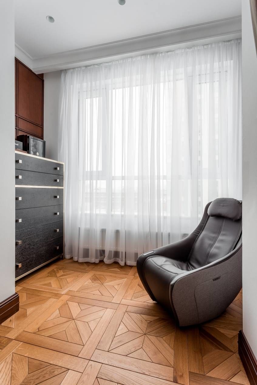 Большие окна Продажа квартиры 130м² 'Riverside' Ушаковская наб., 3 Большие окна Продажа квартиры 130м² 'Riverside' Ушаковская наб., 3