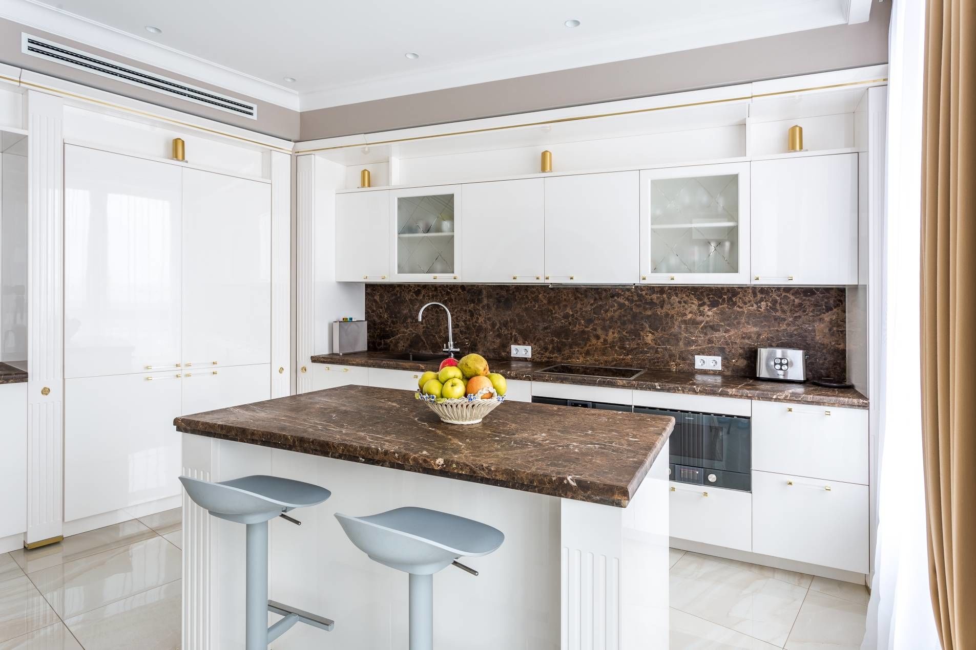 Куня Scavolini с техникой Gaggenau Продажа квартиры 130м² 'Riverside' Ушаковская наб., 3 Куня Scavolini с техникой Gaggenau Продажа квартиры 130м² 'Riverside' Ушаковская наб., 3