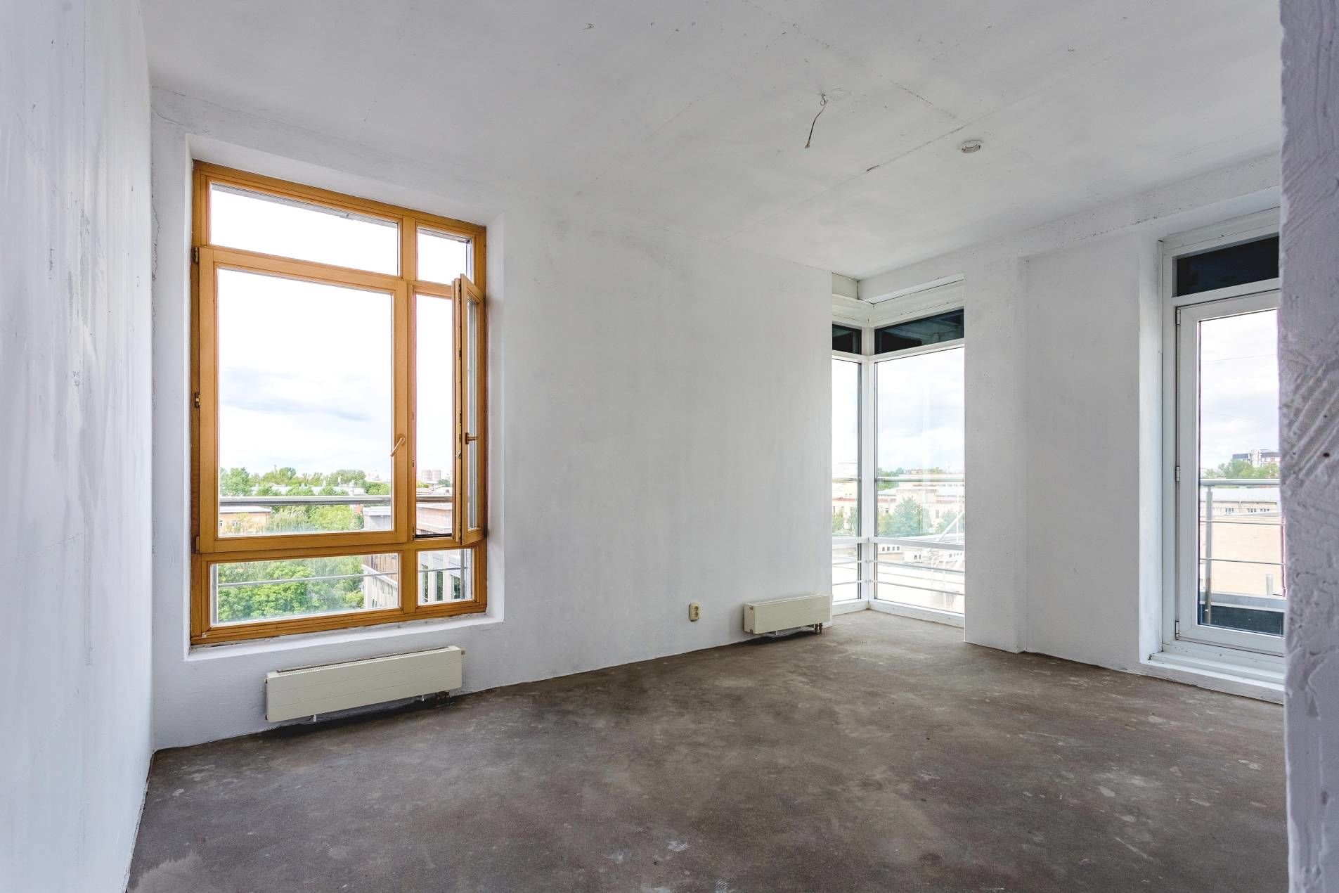 Много окон и света Продажа квартиры 148м² 'Aston Graftio' Графтио ул., 5 Много окон и света Продажа квартиры 148м² 'Aston Graftio' Графтио ул., 5
