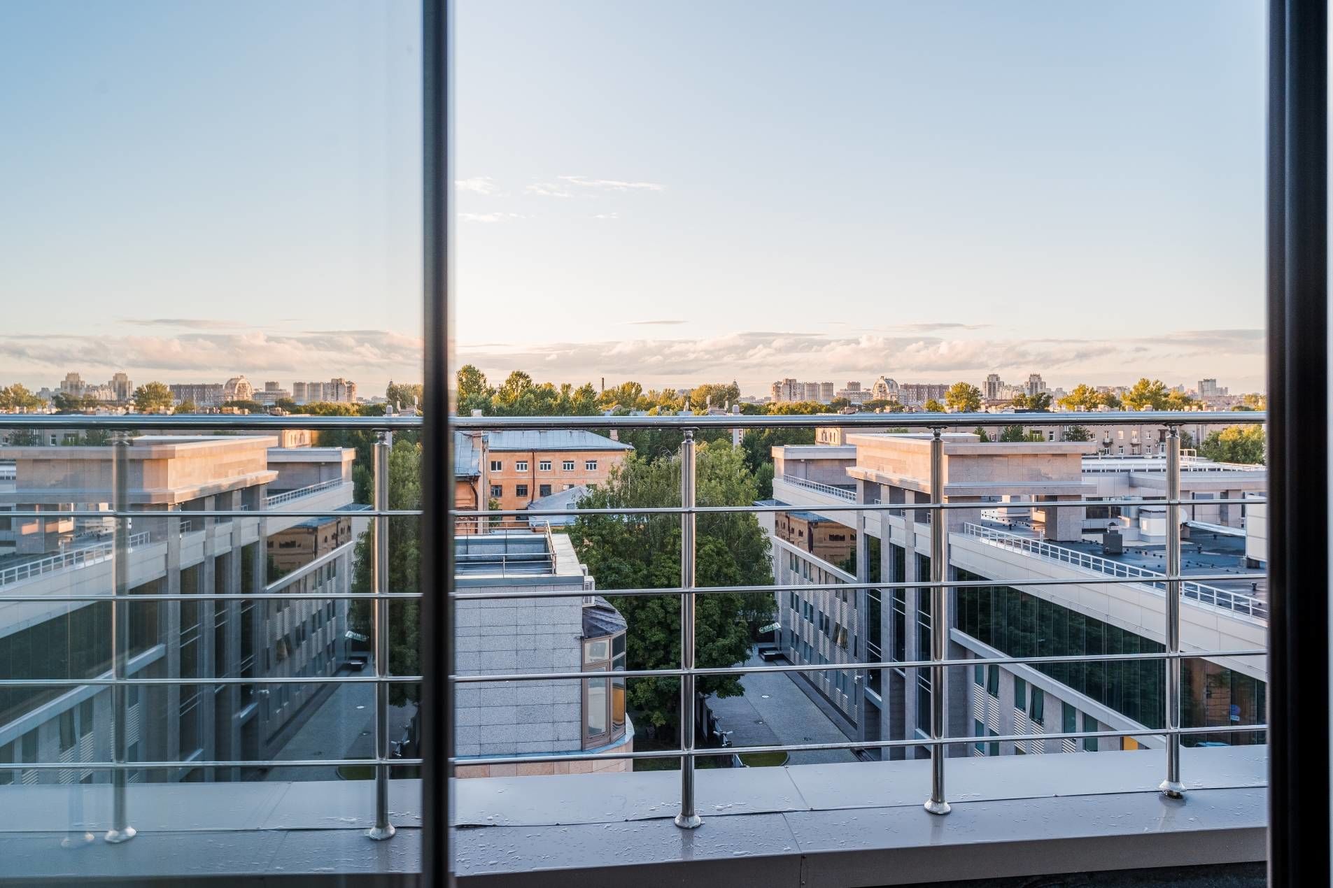 Много зелени. Небо Продажа квартиры 148м² 'Aston Graftio' Графтио ул., 5 Много зелени. Небо Продажа квартиры 148м² 'Aston Graftio' Графтио ул., 5
