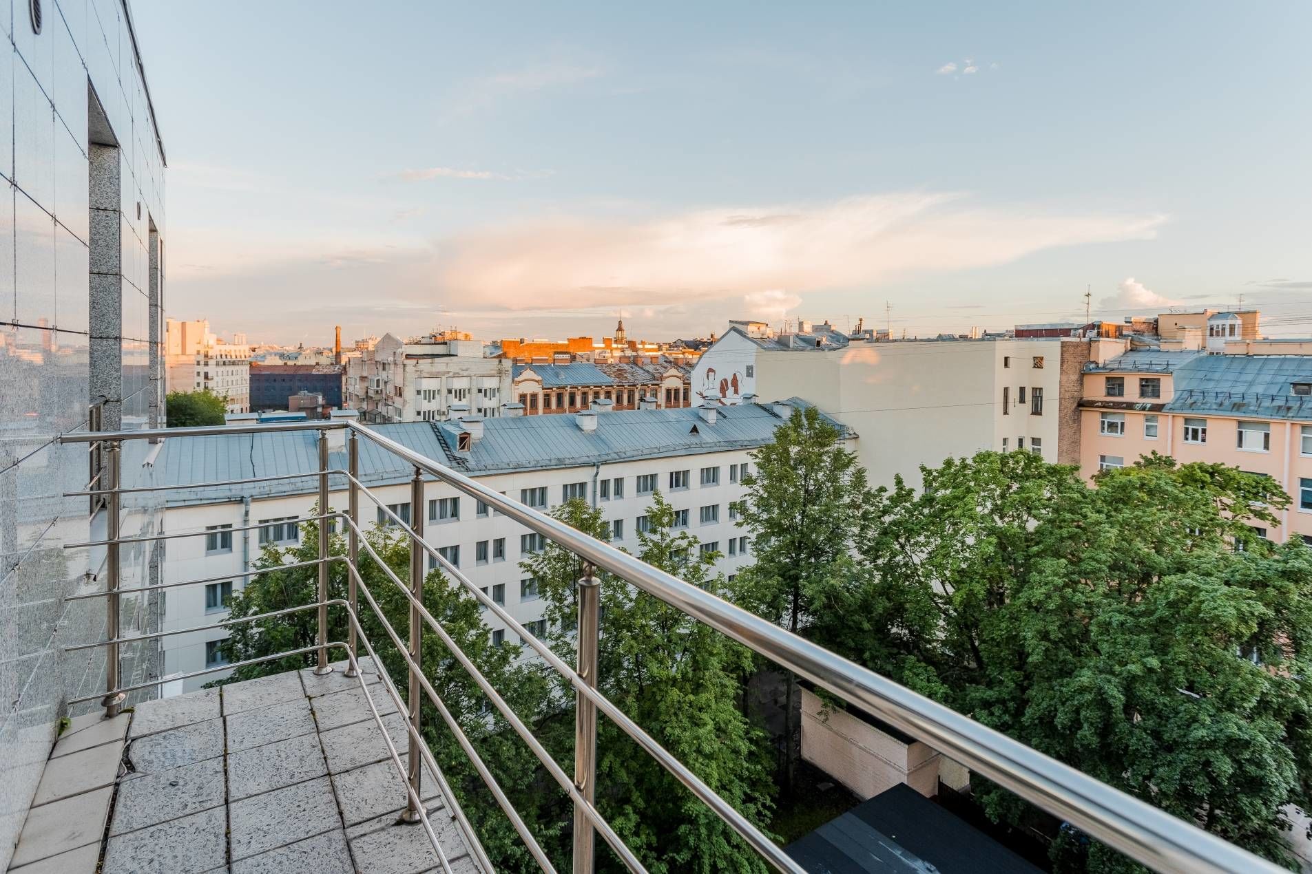 Уютный балкон Продажа квартиры 76м² 'Aston Graftio' Графтио ул., 5 Уютный балкон Продажа квартиры 76м² 'Aston Graftio' Графтио ул., 5
