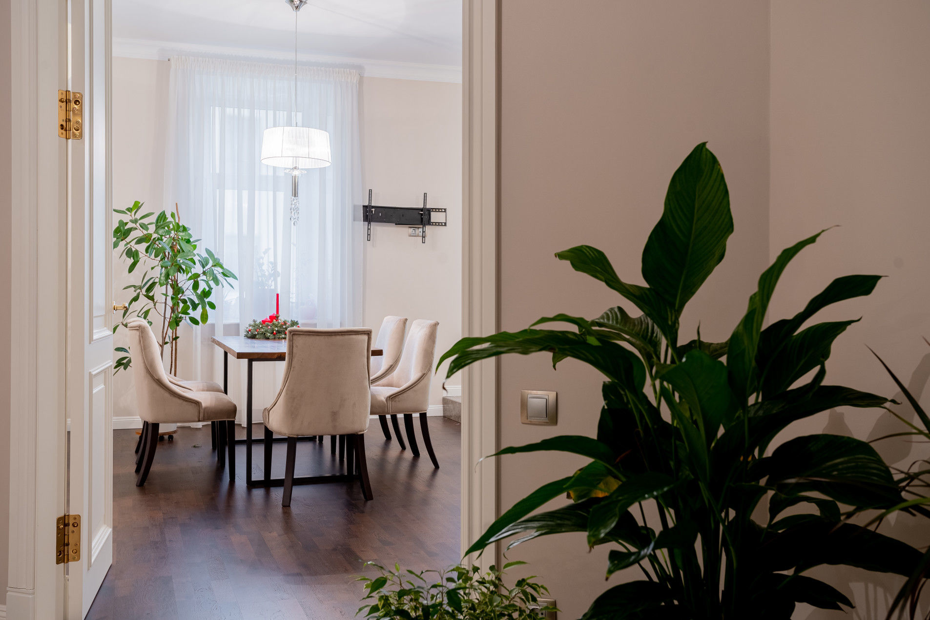 Элегантные интерьеры Продажа квартиры 211м² 'Дом Бенуа' Кронверкская ул., 29/37 Элегантные интерьеры Продажа квартиры 211м² 'Дом Бенуа' Кронверкская ул., 29/37