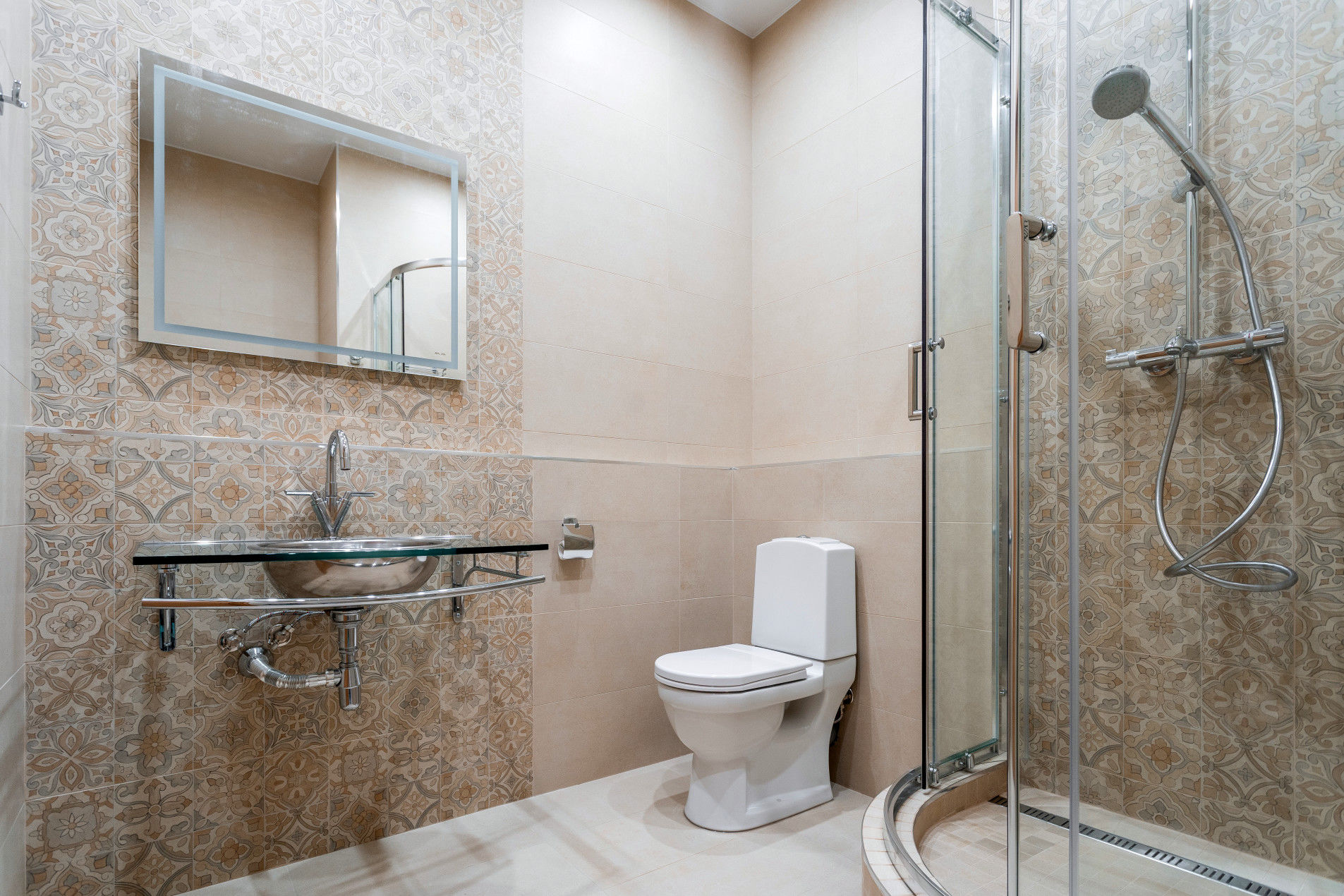 Ванная комната Продажа квартиры 110м² 'Леонтьевский мыс' Ждановская ул., 45 Ванная комната Продажа квартиры 110м² 'Леонтьевский мыс' Ждановская ул., 45