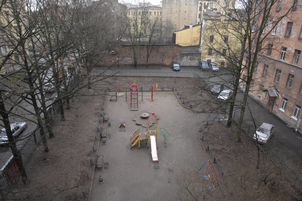 Вид из окна Продажа квартиры 162м² 'Маркина, 16' Маркина, 16