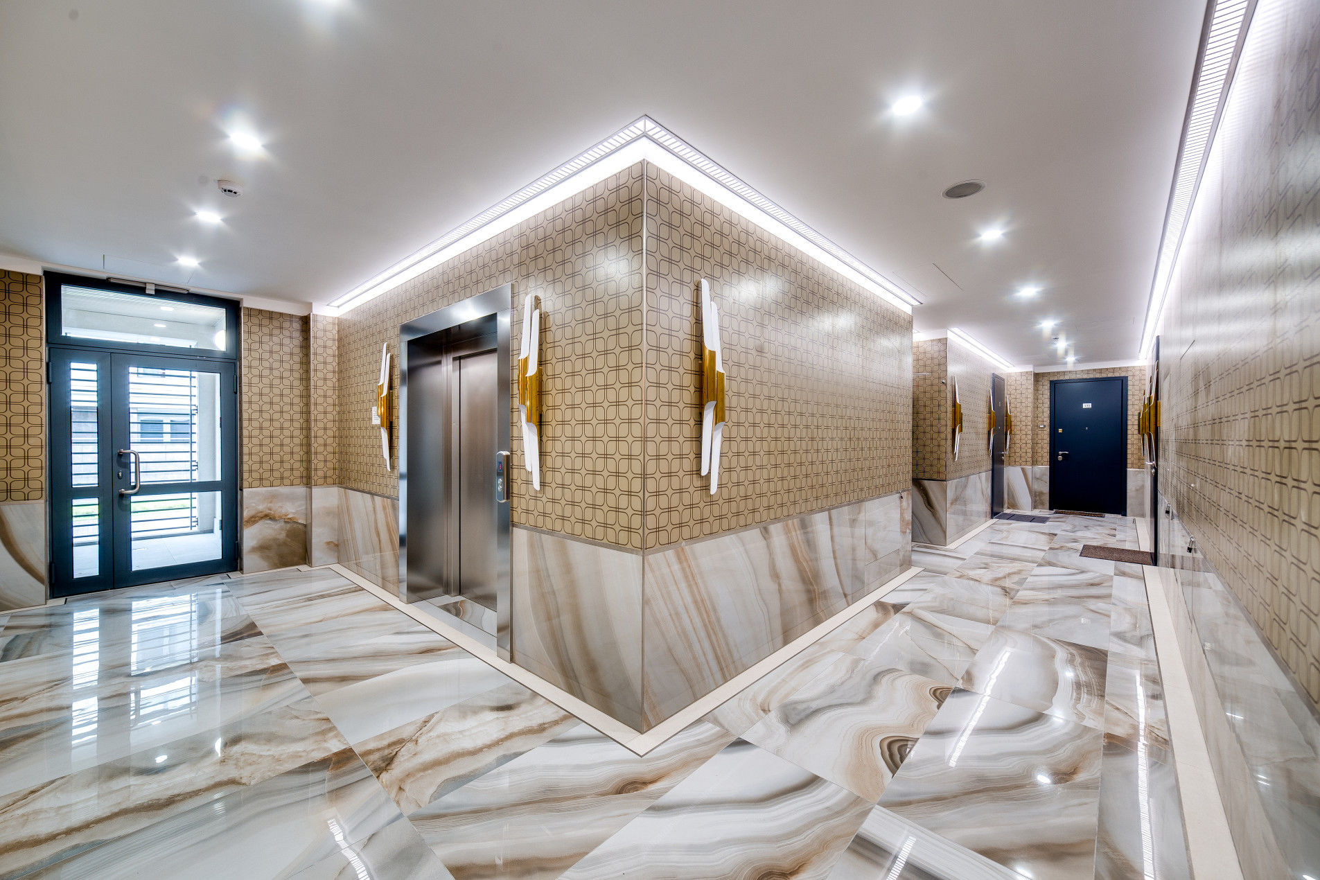 Стильный холл Продажа квартиры 62м² 'Крестовский Де Люкс' Спортивная ул., 2 Стильный холл Продажа квартиры 62м² 'Крестовский Де Люкс' Спортивная ул., 2