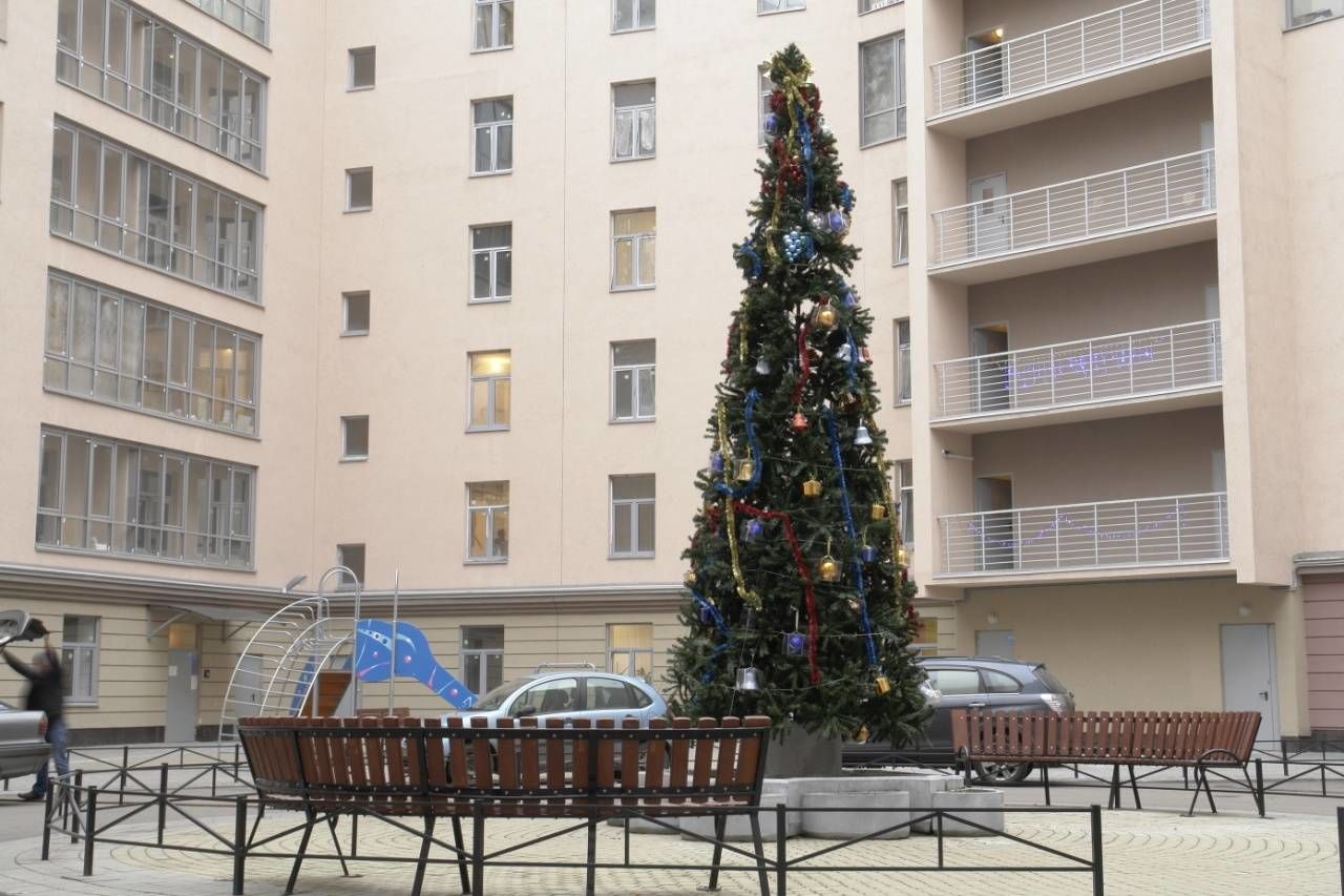 Парадная Продажа квартиры 118м² 'Петроградский эталон' Петрозаводская ул., 13 Парадная Продажа квартиры 118м² 'Петроградский эталон' Петрозаводская ул., 13