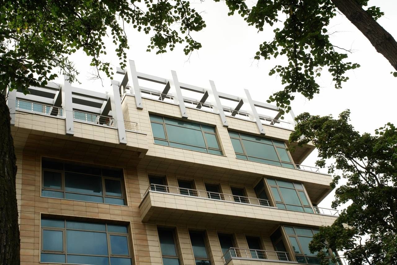 Фасад дома Продажа квартиры 190м² 'Каменноостровский' Каменноостровский пр., 64 к. 2 Фасад дома Продажа квартиры 190м² 'Каменноостровский' Каменноостровский пр., 64 к. 2