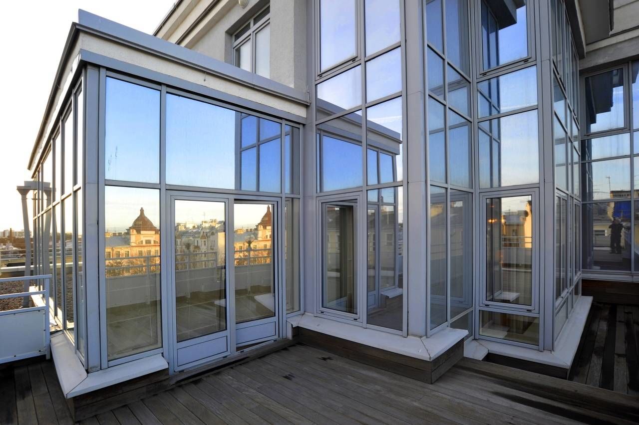 Выход из зимнего сада на террасу Продажа квартиры 204м² 'Каменноостровская коллекция, 62' Каменноостровский пр., 56 к. 2 Выход из зимнего сада на террасу Продажа квартиры 204м² 'Каменноостровская коллекция, 62' Каменноостровский пр., 56 к. 2
