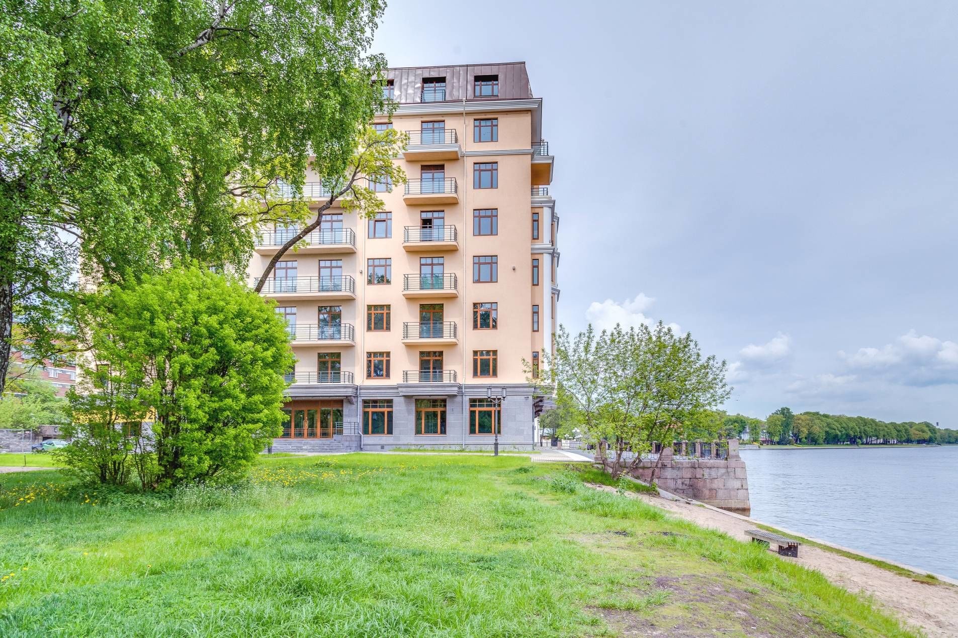 Первая береговая линия Продажа квартиры 147м² 'Brilliant House' Динамо пр., 6 Первая береговая линия Продажа квартиры 147м² 'Brilliant House' Динамо пр., 6
