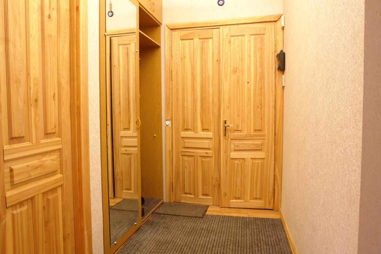 Прихожая со встроенным шкафом Продажа квартиры 80м² 'Савушкина, 14' Савушкина ул., 14 Прихожая со встроенным шкафом Продажа квартиры 80м² 'Савушкина, 14' Савушкина ул., 14