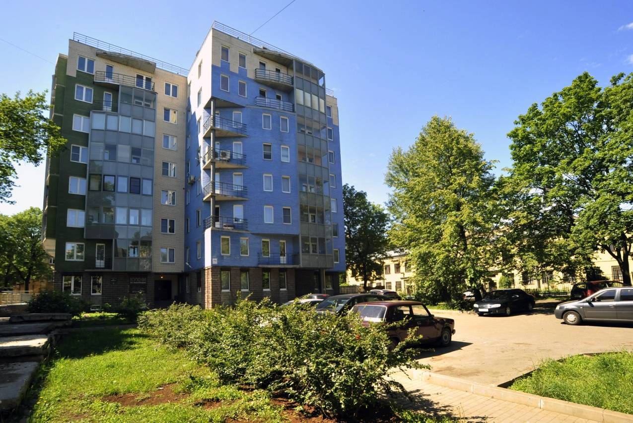 Вид на дом Продажа квартиры 85м² '13 линия В.О., 54' 13-я линия В.О., 54