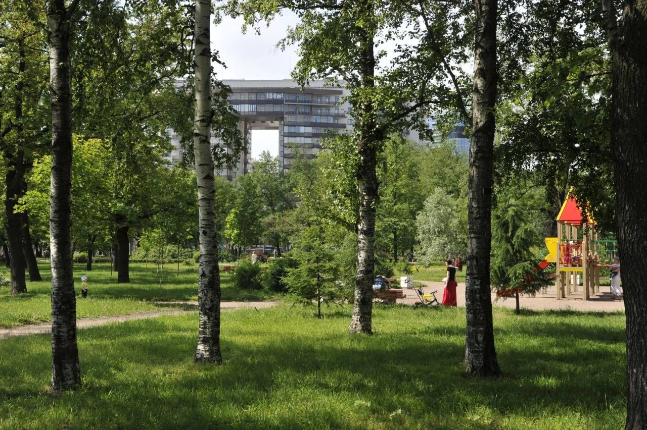 Вид на комплекс со стороны Малоохтинского парка Продажа квартиры 55м² 'Новый город' Новочеркасский пр., 33 Вид на комплекс со стороны Малоохтинского парка Продажа квартиры 55м² 'Новый город' Новочеркасский пр., 33