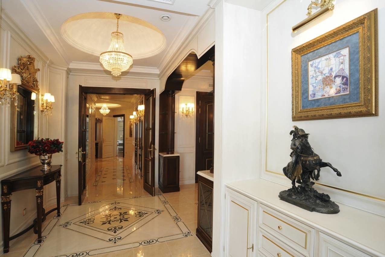 Холл Продажа квартиры 221м² 'Новая звезда' Песочная наб., 12 Холл Продажа квартиры 221м² 'Новая звезда' Песочная наб., 12