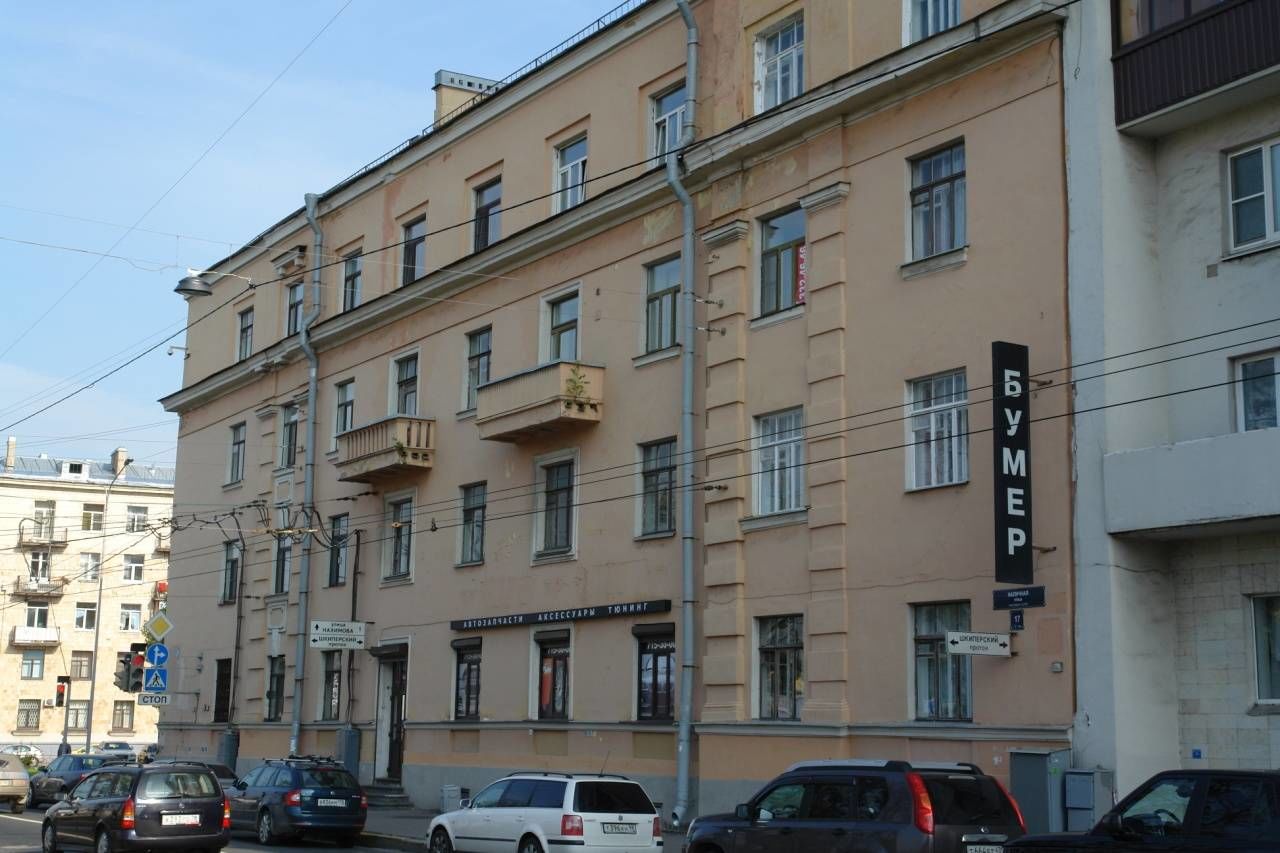 Фасад дома Продажа квартиры 85м² 'Наличная, 17' Наличная ул., 17 Фасад дома Продажа квартиры 85м² 'Наличная, 17' Наличная ул., 17