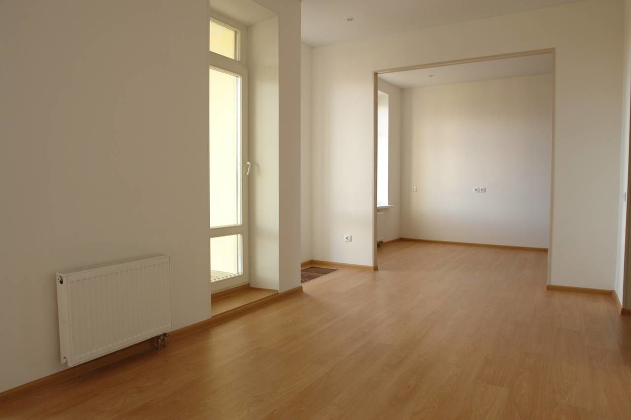 Из комнаты в кухню Продажа квартиры 43м² 'Парадный Квартал' Парадная ул., 3 к. 2 Из комнаты в кухню Продажа квартиры 43м² 'Парадный Квартал' Парадная ул., 3 к. 2