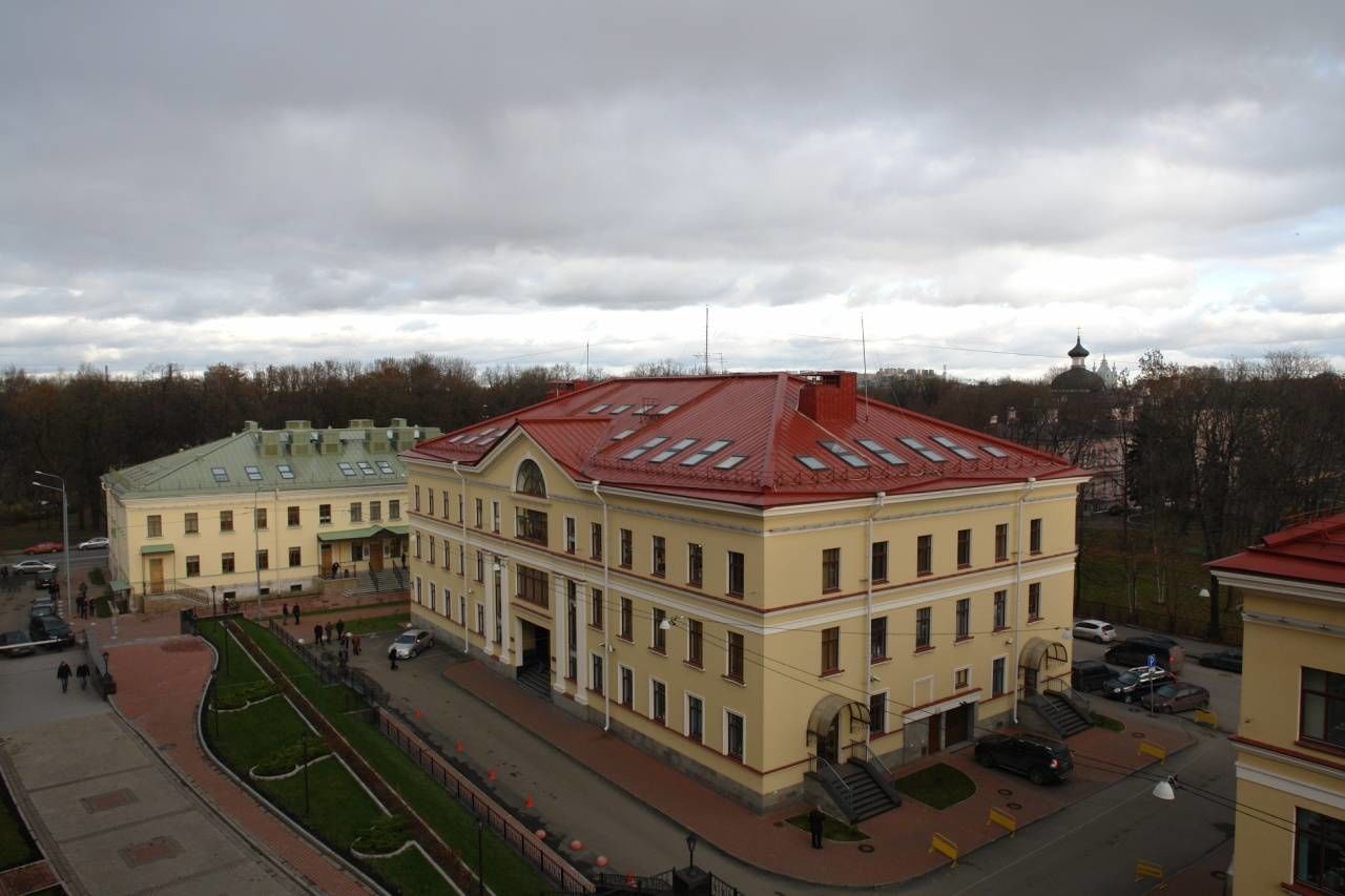 Из окон виден Таврический сад и Смольный Продажа квартиры 43м² 'Парадный Квартал' Парадная ул., 3 к. 2 Из окон виден Таврический сад и Смольный Продажа квартиры 43м² 'Парадный Квартал' Парадная ул., 3 к. 2