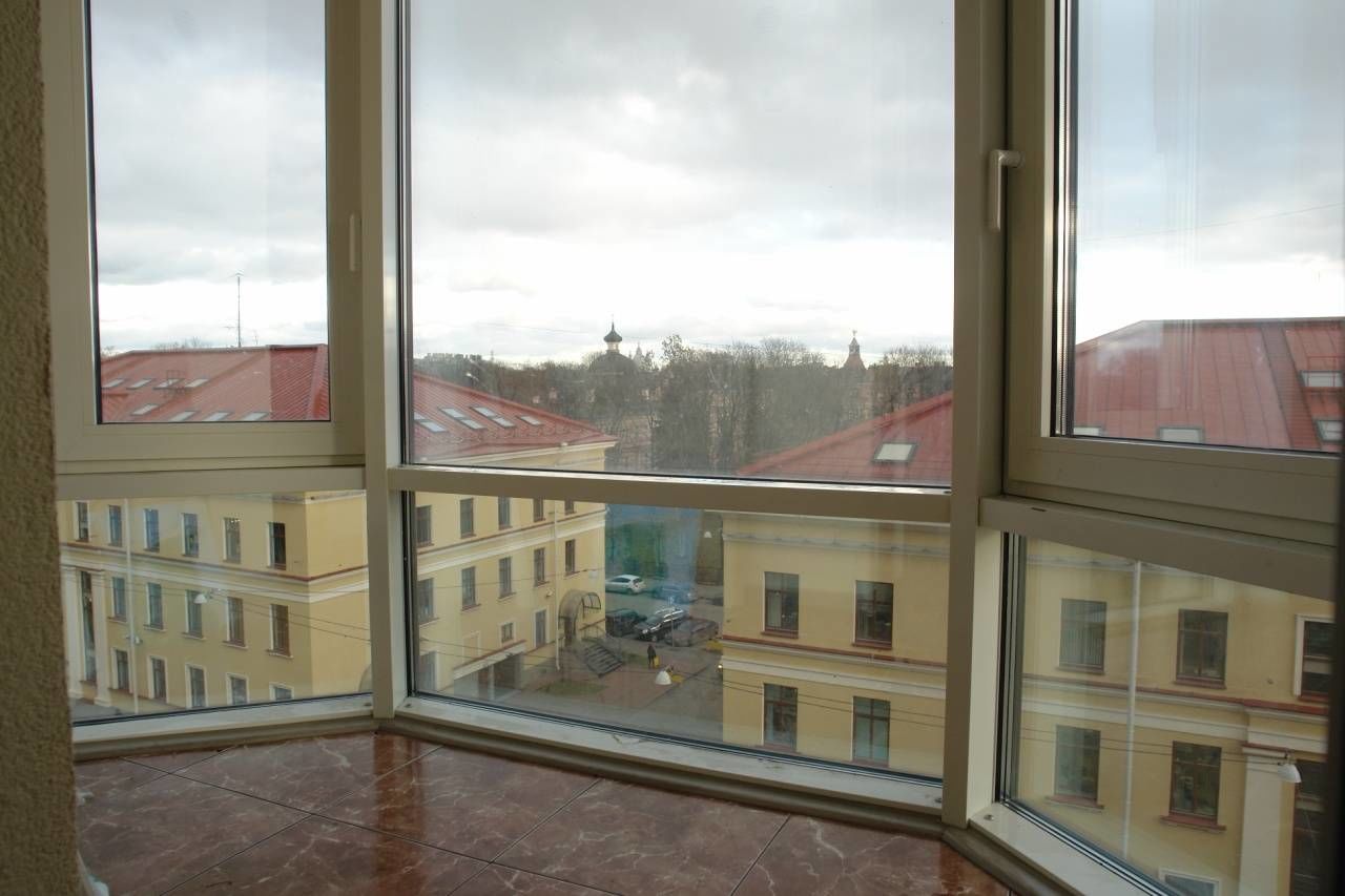 Видовая лоджия Продажа квартиры 43м² 'Парадный Квартал' Парадная ул., 3 к. 2 Видовая лоджия Продажа квартиры 43м² 'Парадный Квартал' Парадная ул., 3 к. 2