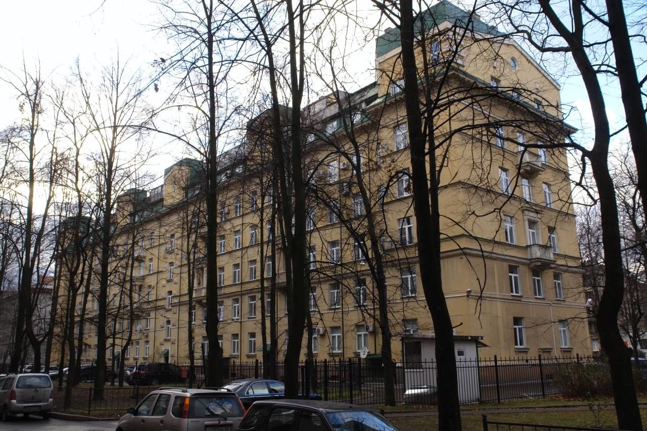 Фасад дома Продажа квартиры 192м² 'Свеаборгская, 11' Свеаборгская ул., 11 Фасад дома Продажа квартиры 192м² 'Свеаборгская, 11' Свеаборгская ул., 11