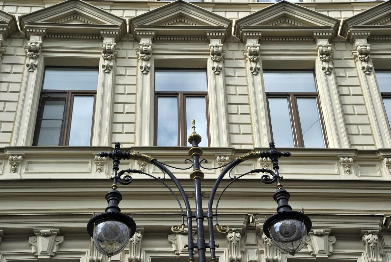 Красивый фасад. Петербургские фонари Продажа квартиры 151м² 'Чернышевского, 9' Чернышевского пр., 9 Красивый фасад. Петербургские фонари Продажа квартиры 151м² 'Чернышевского, 9' Чернышевского пр., 9