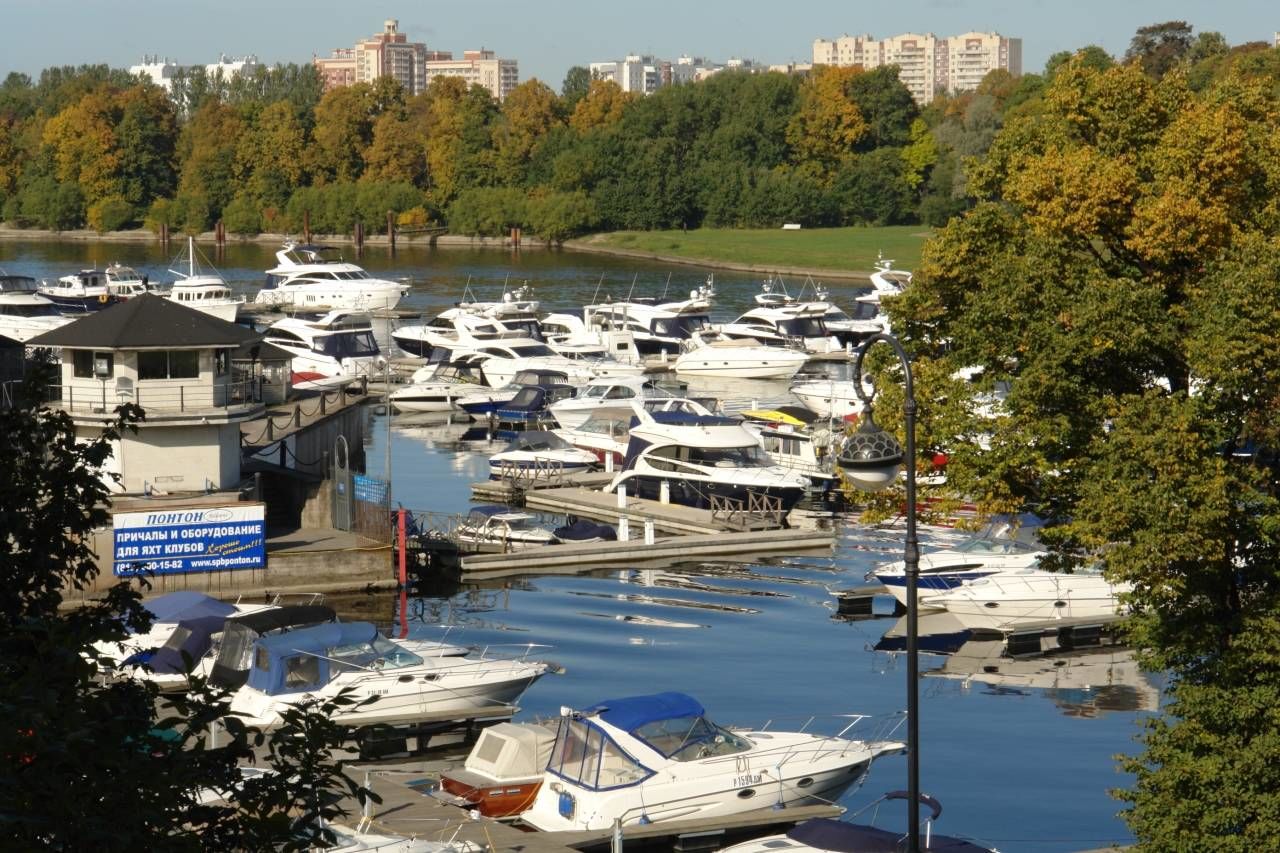 Рядом яхт-клуб Продажа квартиры 140м² 'Дом у моря' Мартынова наб., 74