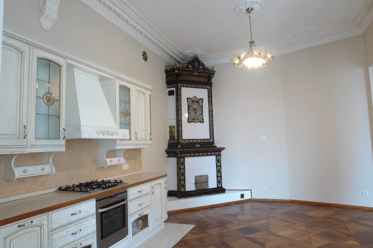 Кухня-гостиная Продажа квартиры 154м² 'Маяковского, 30' Маяковского ул., 30 Кухня-гостиная Продажа квартиры 154м² 'Маяковского, 30' Маяковского ул., 30