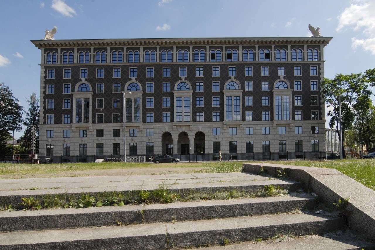 Вид с набережной Продажа квартиры 209м² 'Венеция' Депутатская ул., 26