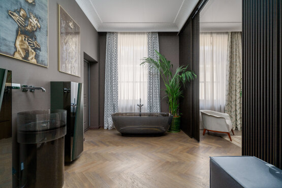 Эффектная ванная комната Продажа квартиры 281м² 'Особняк Кушелева-Безбородко' Кутузова наб., д. 24 Эффектная ванная комната Продажа квартиры 281м² 'Особняк Кушелева-Безбородко' Кутузова наб., д. 24