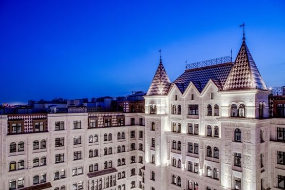 Эффектная ночная подсветка Продажа квартиры 198м² 'Русский дом' Басков пер., 2