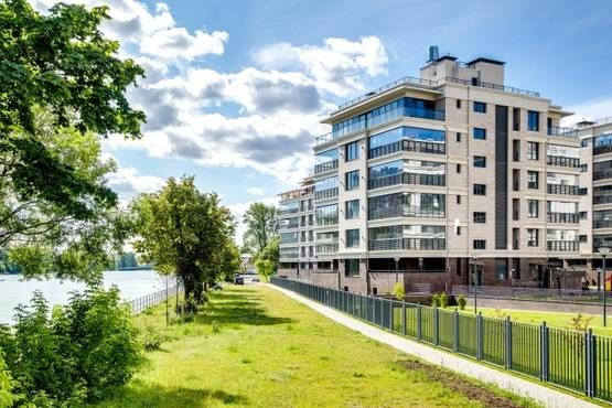 На берегу Малой Невки Продажа квартиры 108м² 'Крестовский Де Люкс' Спортивная, 2