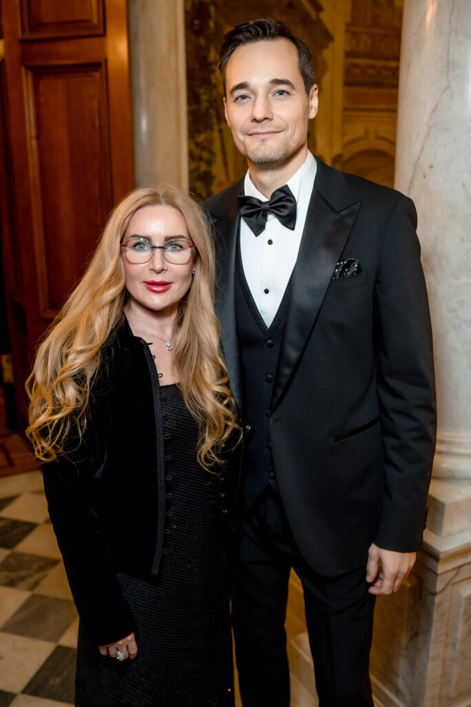 Алла Быкова и Альберт Жалилов Аристократический салон XXI века. Новости компании