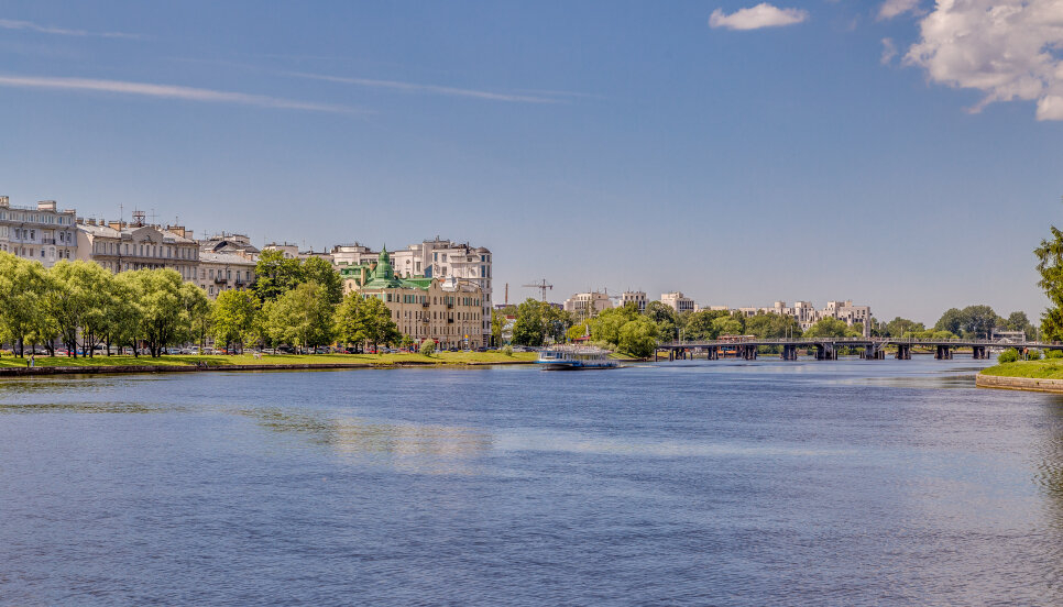 Вид на Крестовский остров с воды Элитная недвижимость на Крестовском острове: рейтинг домов. Новости компании