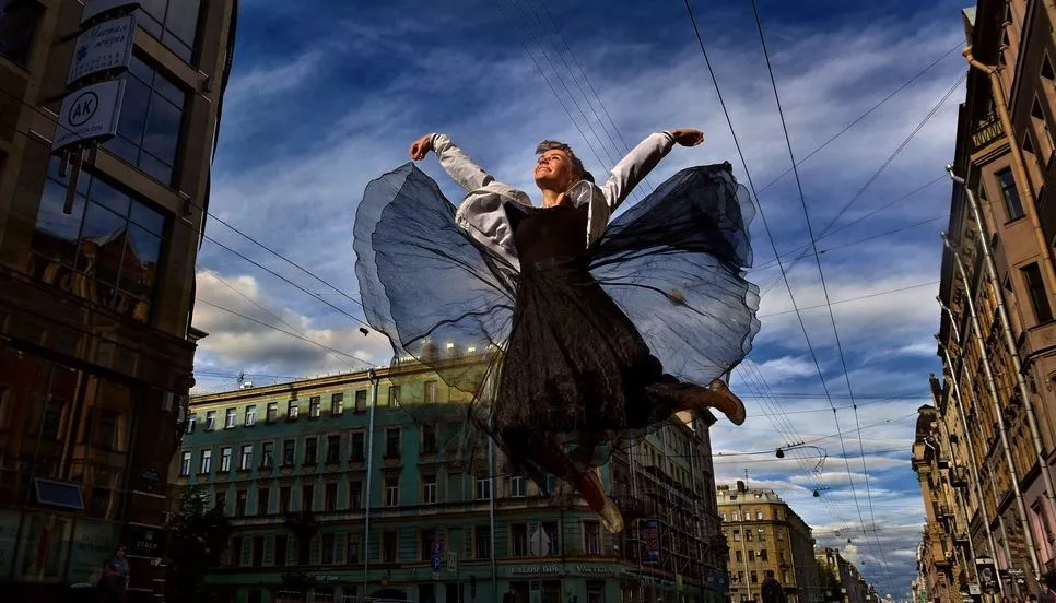 Фото А.Петросян Отличия петербургских и московских девушек. Life-style