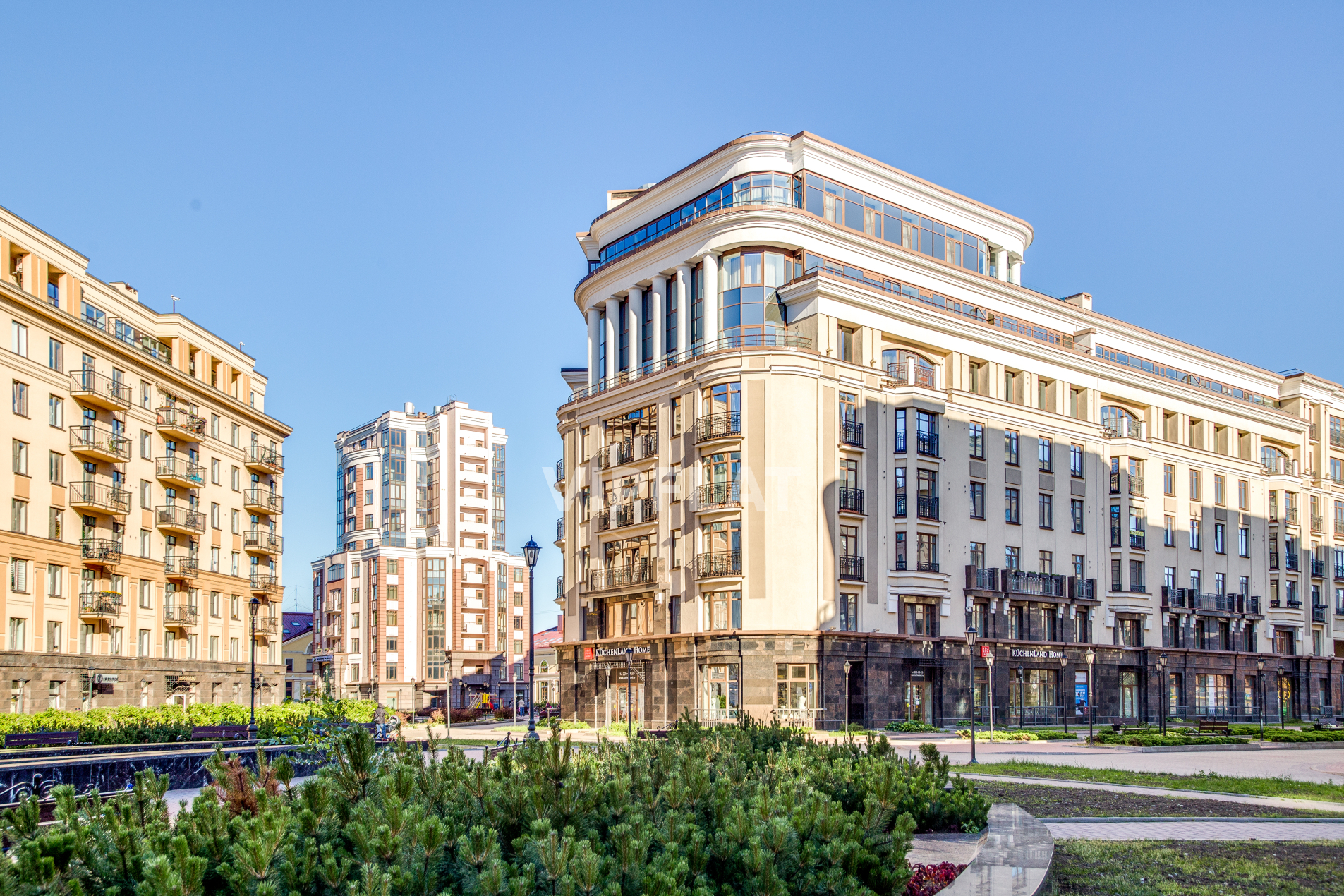 Лето в Парадном квартале 'Парадный Квартал' Парадная ул., 3 Лето в Парадном квартале 'Парадный Квартал' Парадная ул., 3