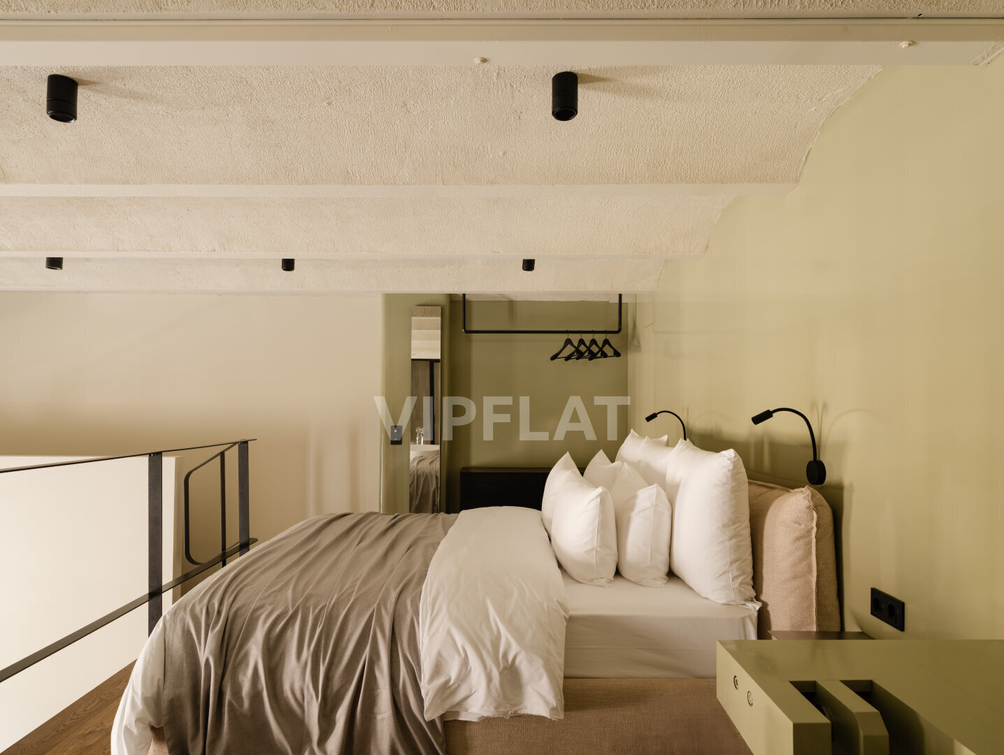 'Секретная резиденция' у Мариинского и Новой Голландии