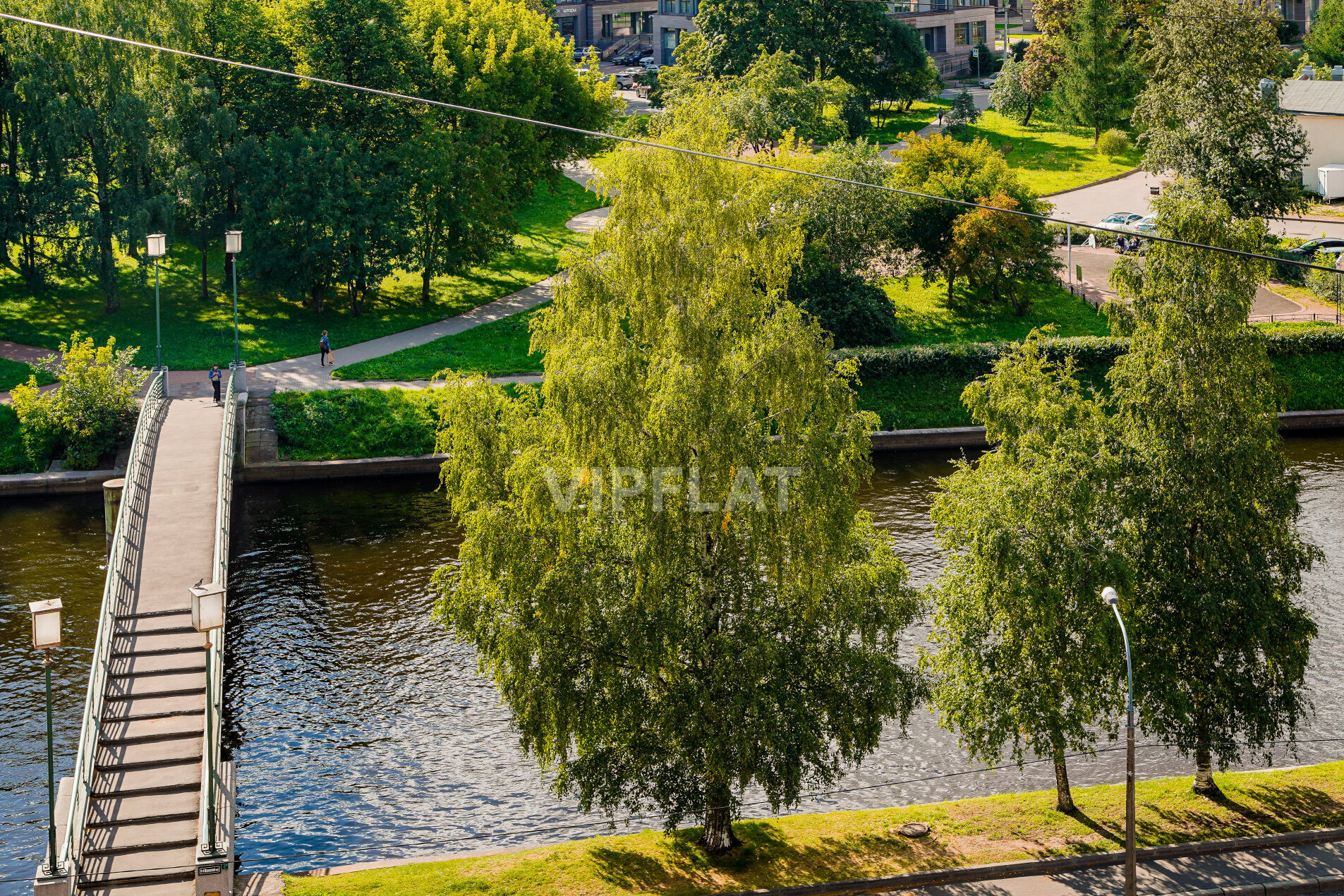 Река Ждановка под окнами 'Дом на Ждановской 10' Ждановская, 10, лит. А Река Ждановка под окнами 'Дом на Ждановской 10' Ждановская, 10, лит. А