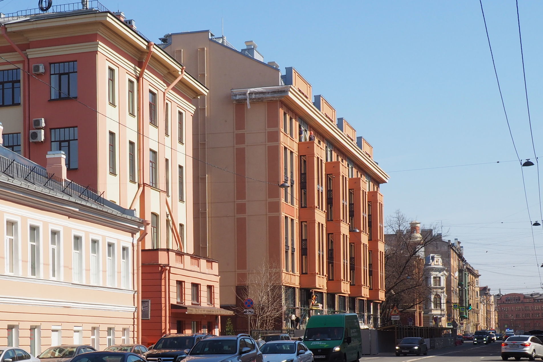 Новый дом с самом центре города 'ArtStudio' 2-я Советская ул., 4