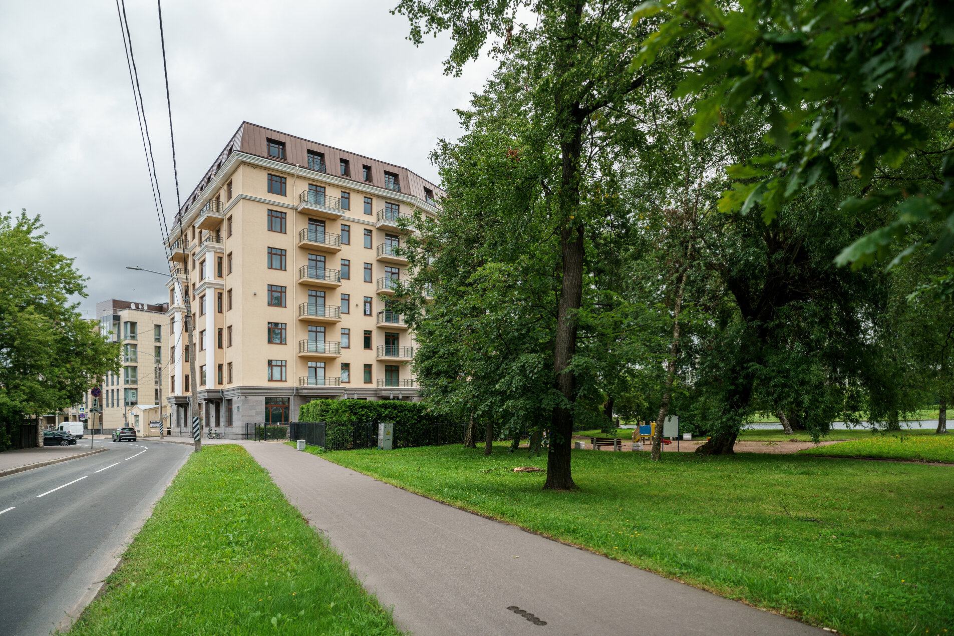 'Brilliant House' Динамо пр., 6