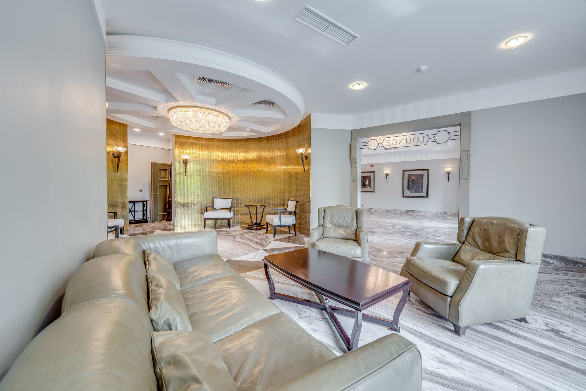 Стиль и статус 'Brilliant House' Динамо пр., 6